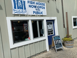 H&H Storefront at the Santa Cruz Harbor